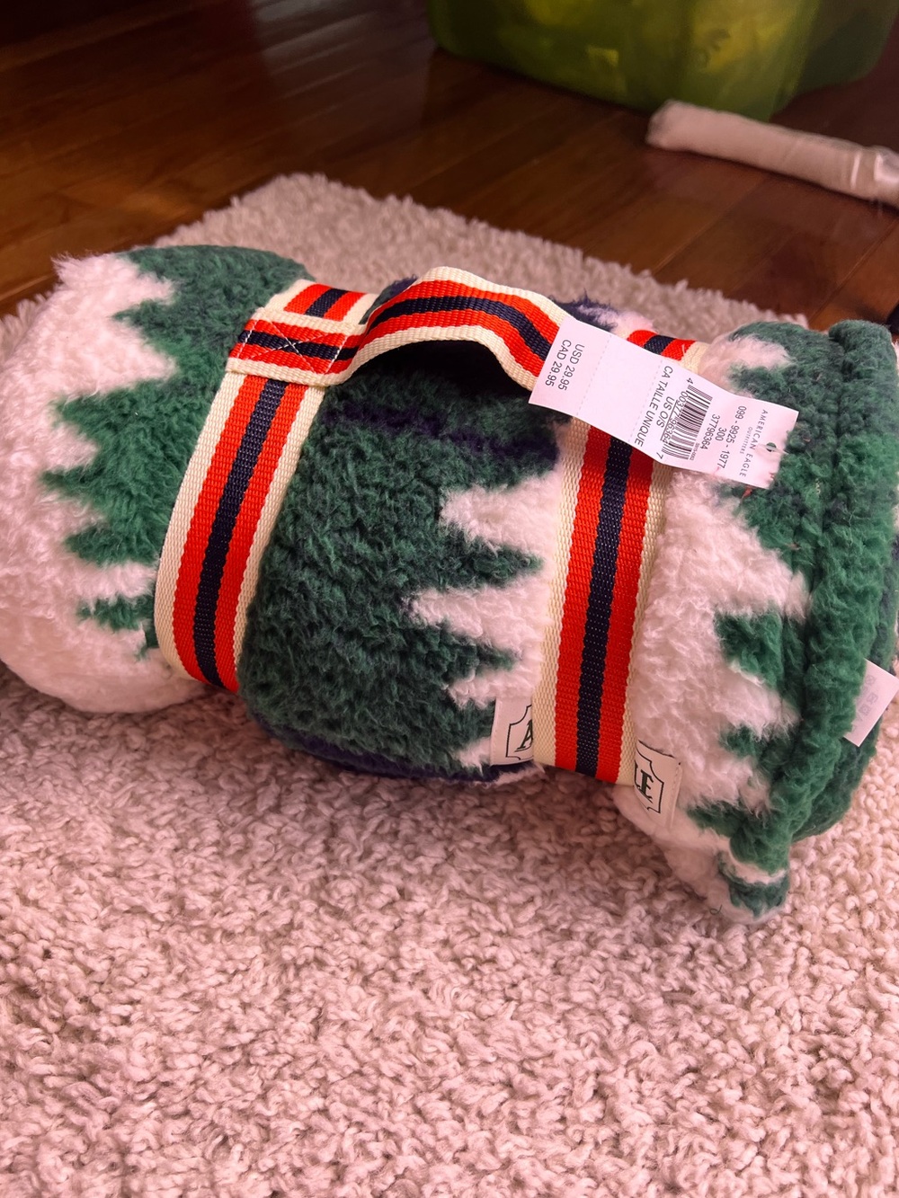 AMERICAN EAGLE BLANKET NWT